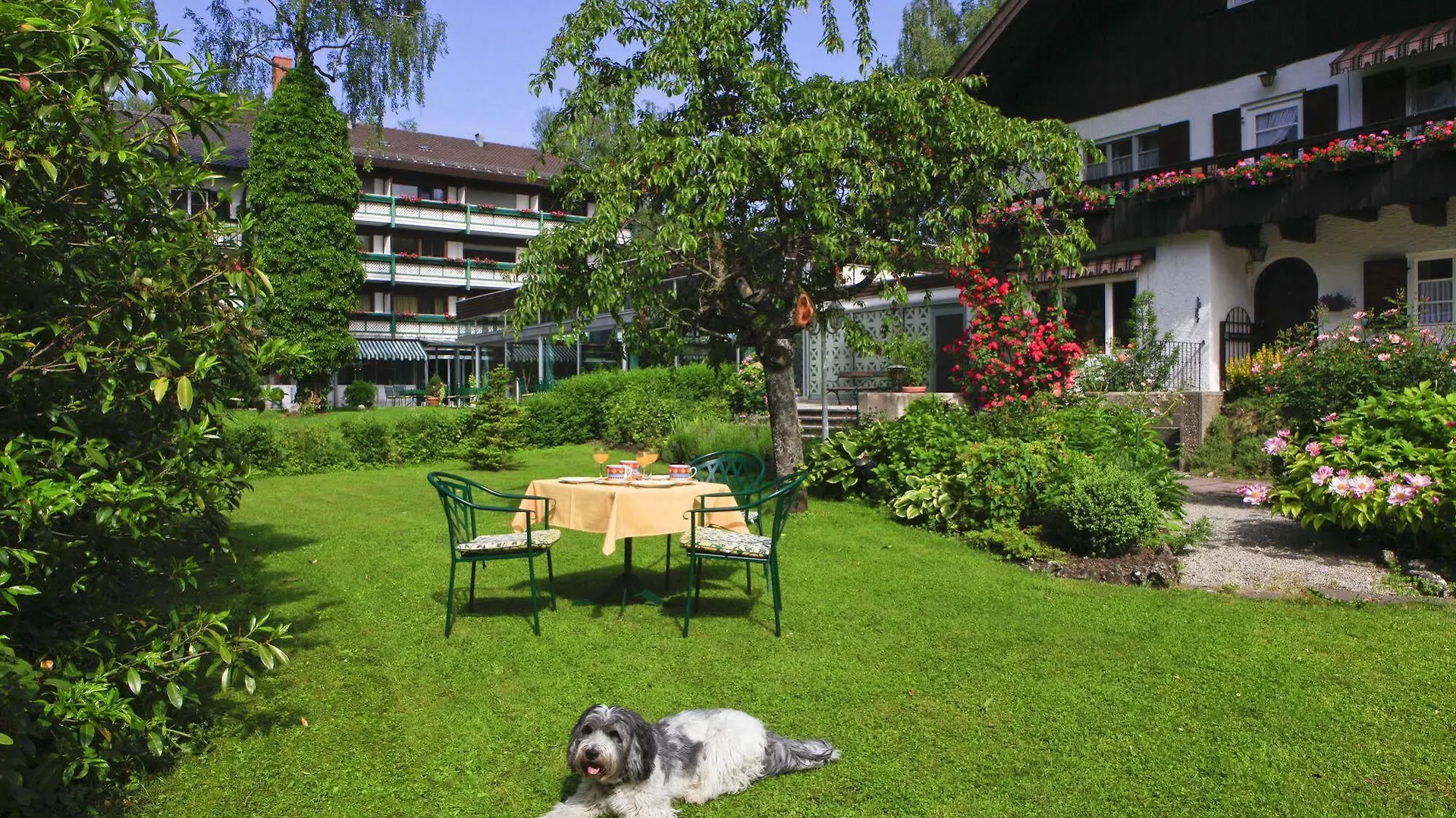 Garden-Hotel Reinhart Prien am Chiemsee 4*,  Germany